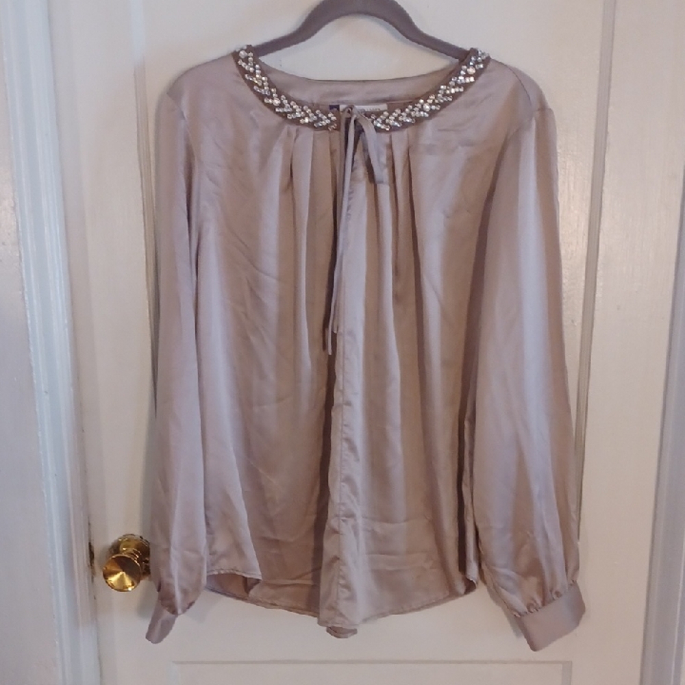 Jennifer Lopez Tan Long Sleeve Tie Front Blouse